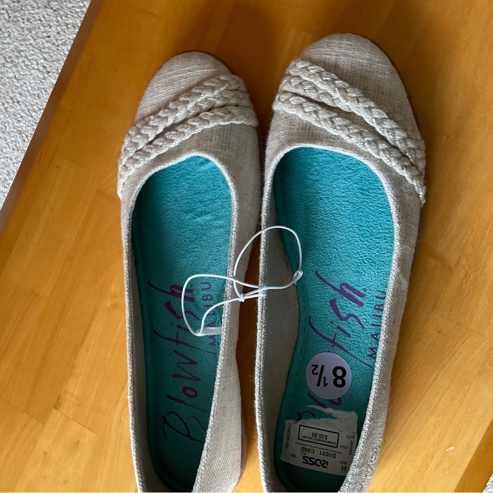 Women Blowfish flats size 8.5